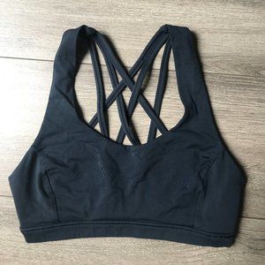 lululemon sports bra - free to be serene - size 6